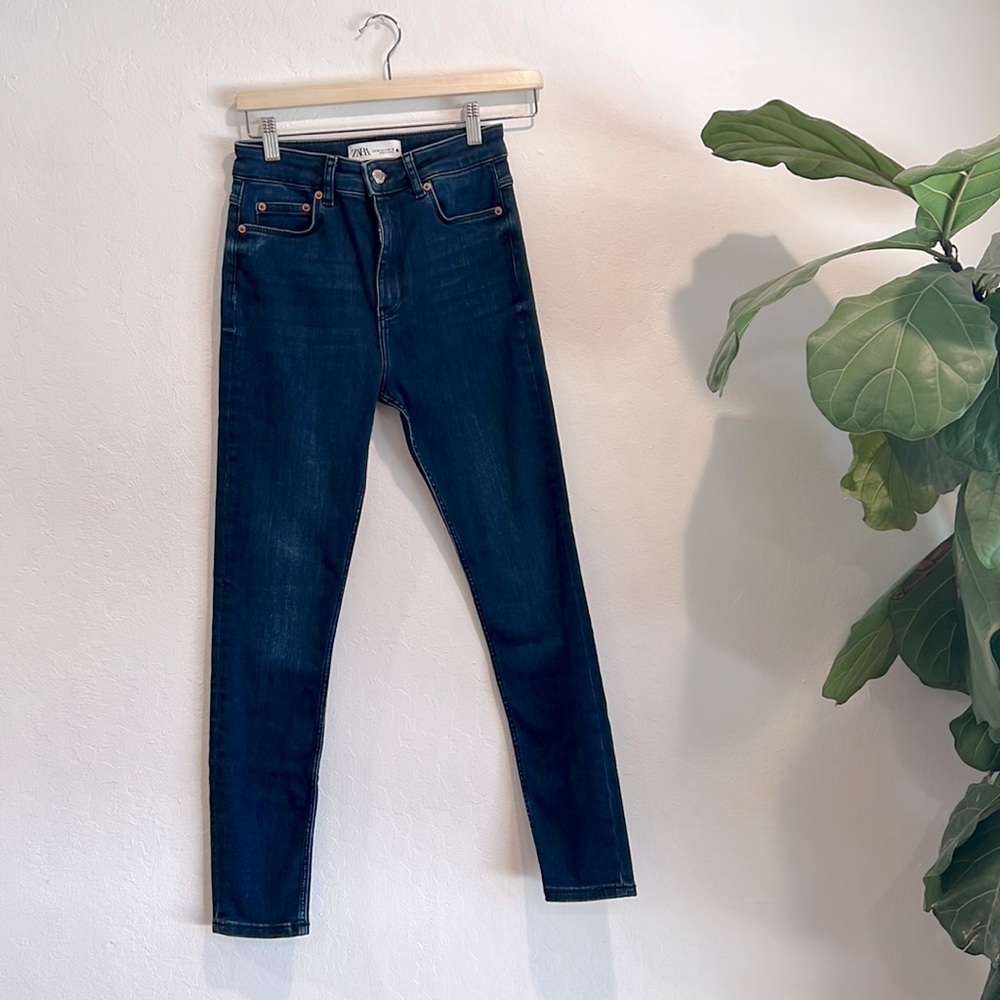 Zara premium denim dark wash skinny high waist - Picture 1 of 3